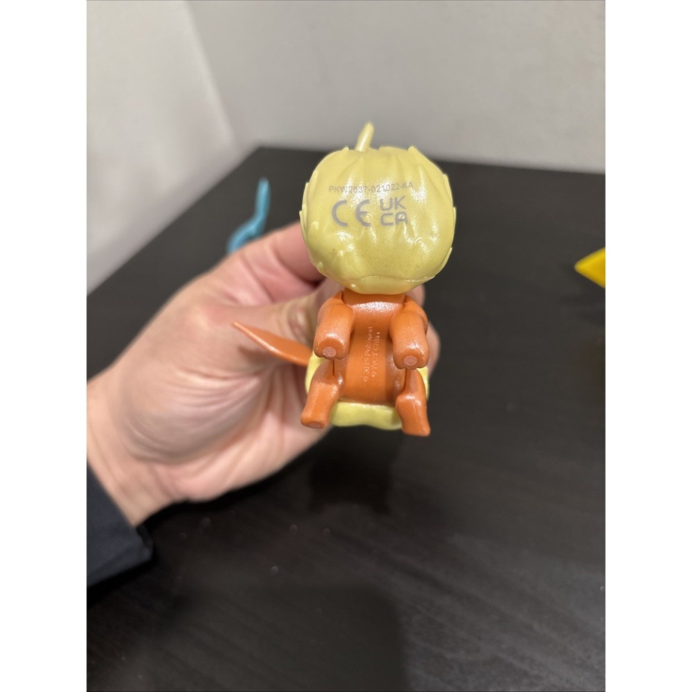 Pokemon Kanto Eeveelutions Vaporeon Jolteon Flareon Pikachu Figure Toys WCT 2019 - Picture 5 of 11